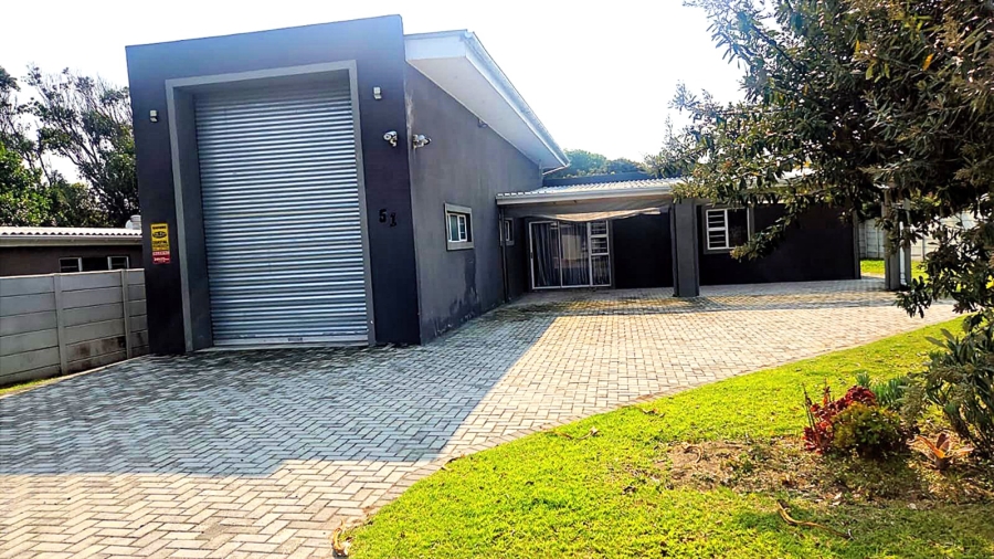 2 Bedroom Property for Sale in Boknesstrand Eastern Cape